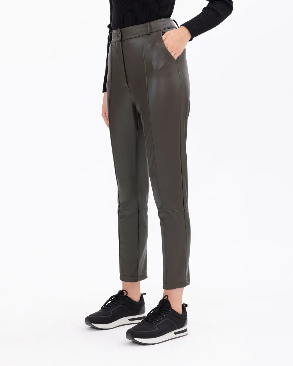 Suni Deri Bilek Boy Pantolon 