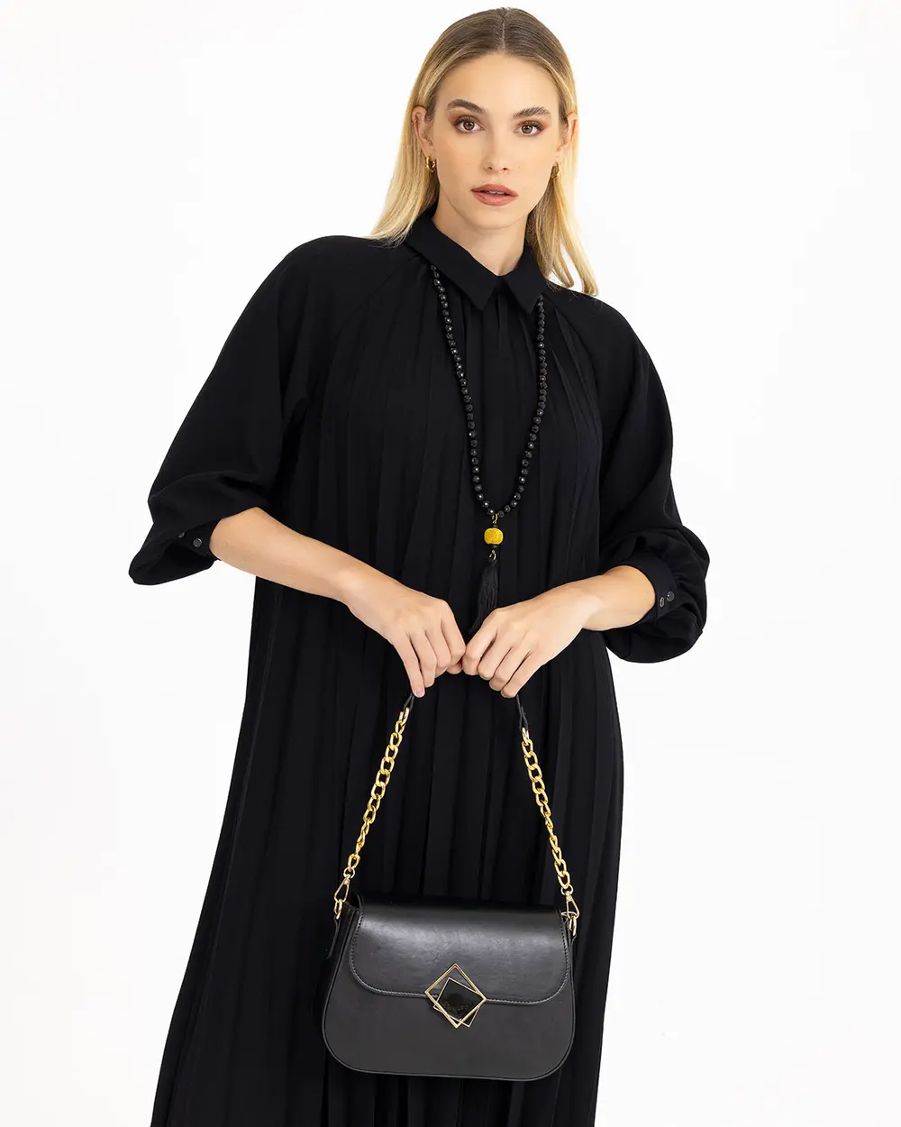 Buckle Detailed Sleeve Bag