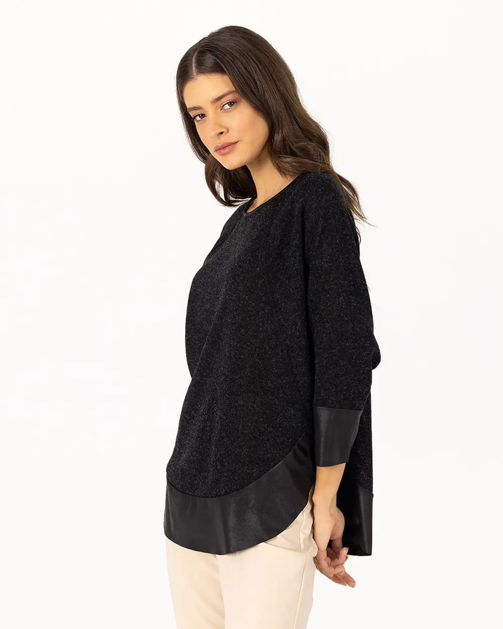 Suni Deri Detaylı Bluz