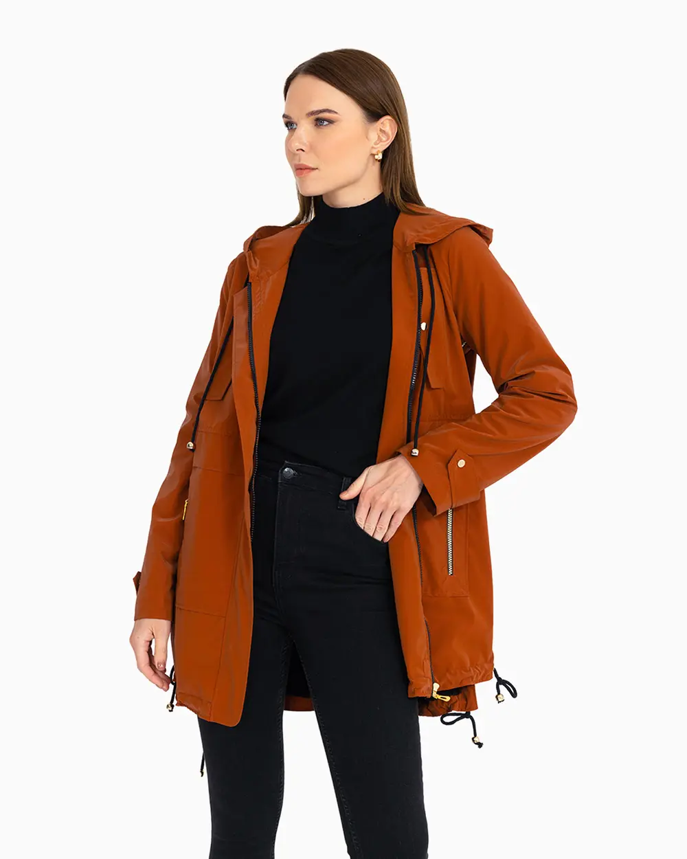 Bağcık Detaylı Kapüşon Yaka Fermuarlı Trençkot