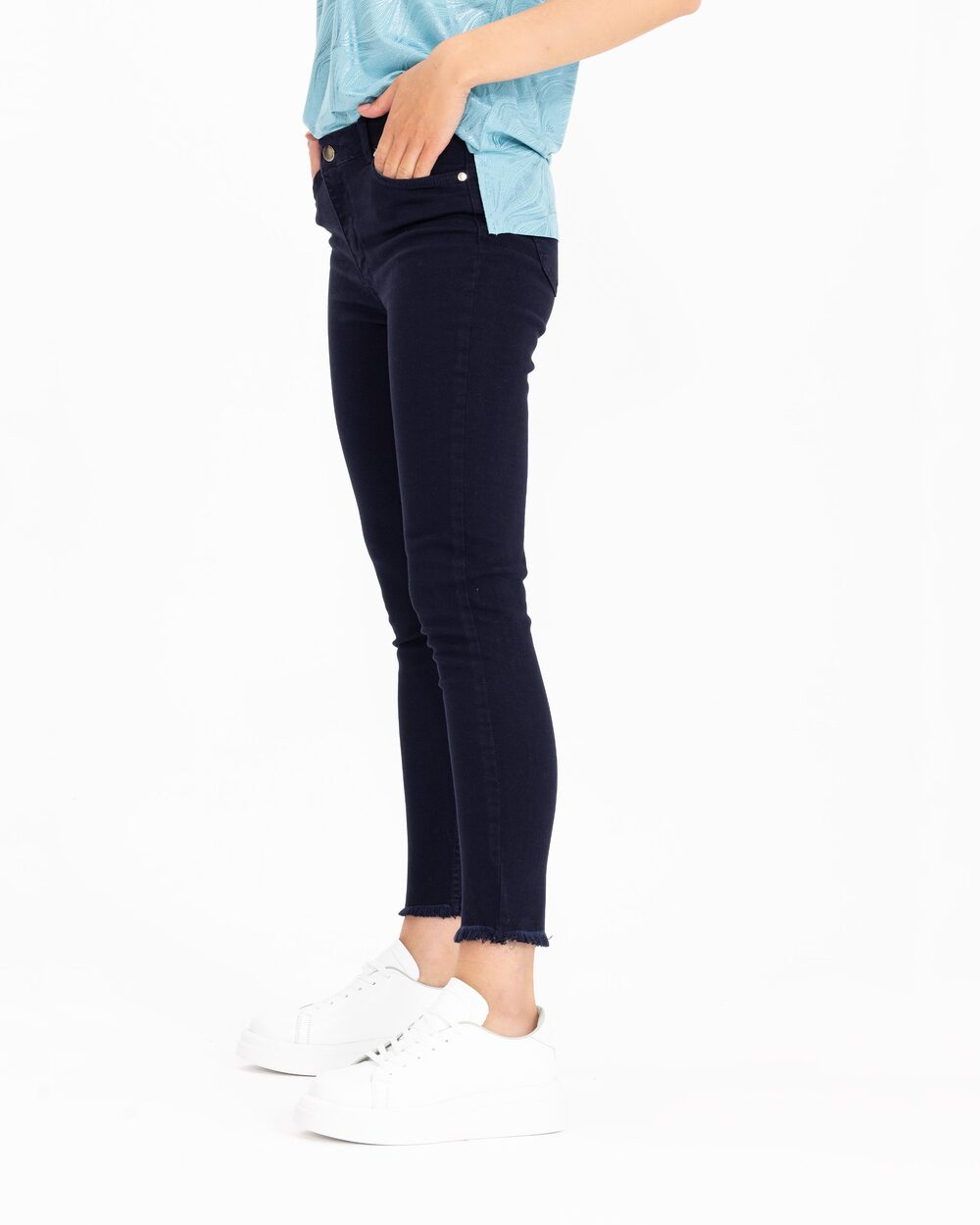 SEÇİL FIT CUT RIPPED TROUSERS