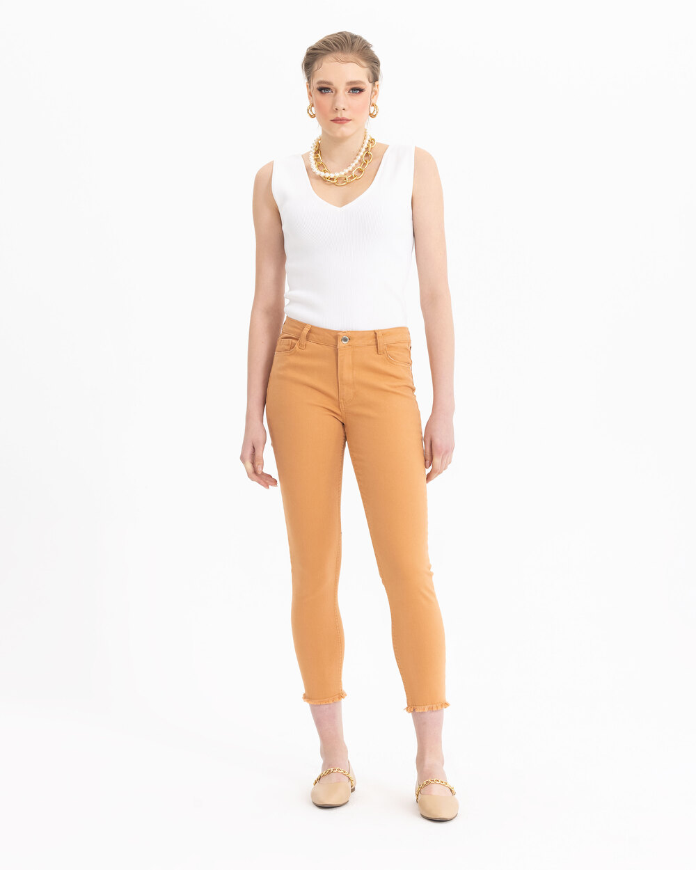 SEÇİL FIT CUT RIPPED TROUSERS