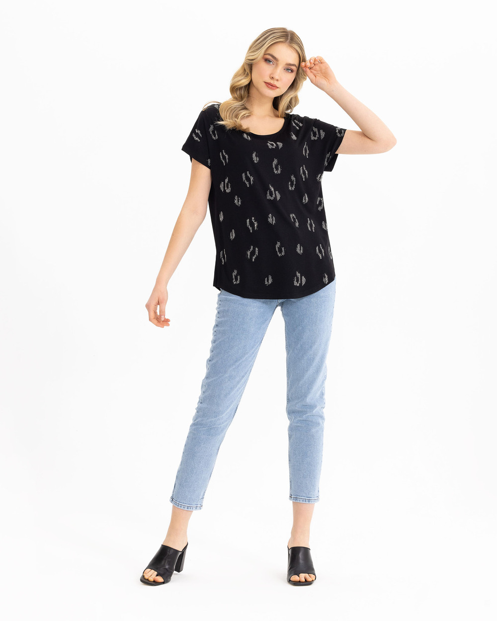 ROUND COLLAR SHORT SLEEVE T-SHIRT