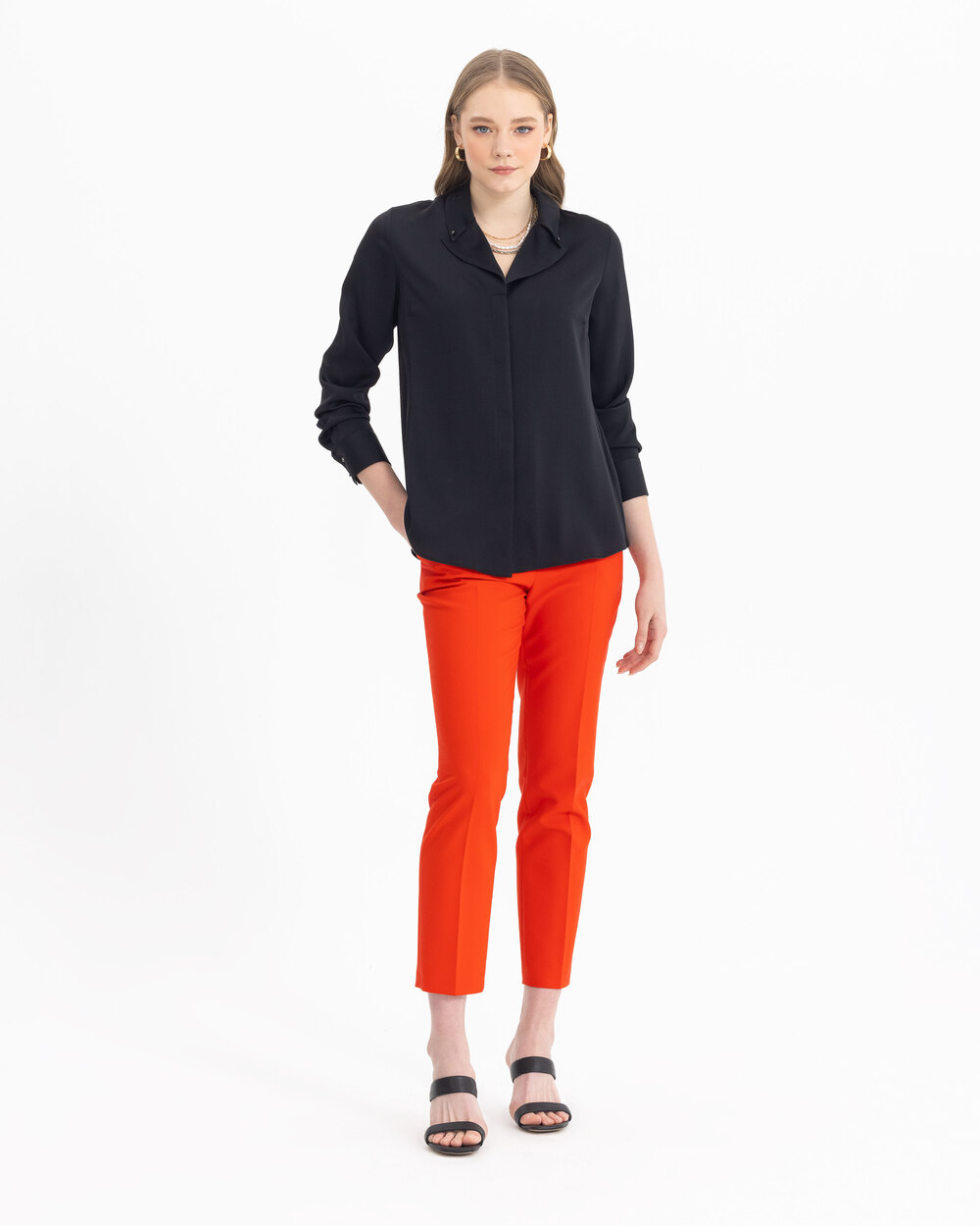 V Yaka Uzun Kollu Bluz