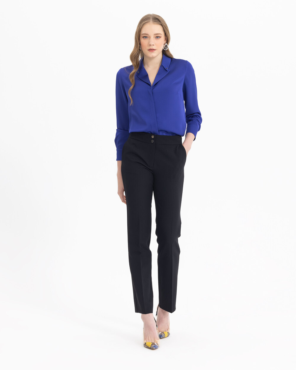 SEÇİL V-NECK LONG SLEEVE BLOUSE