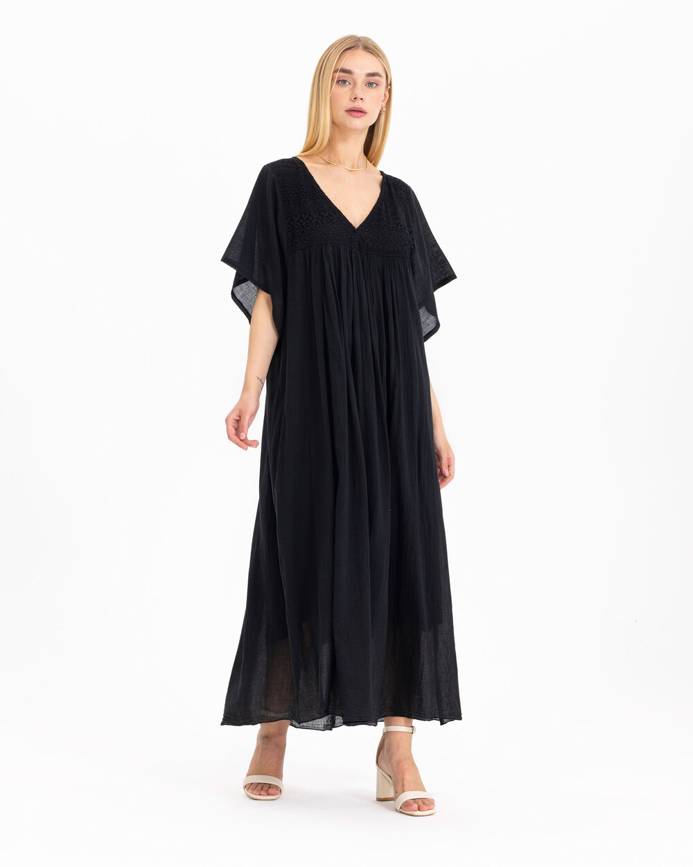  Lace Detailed V-Neck Maxi Length Dress