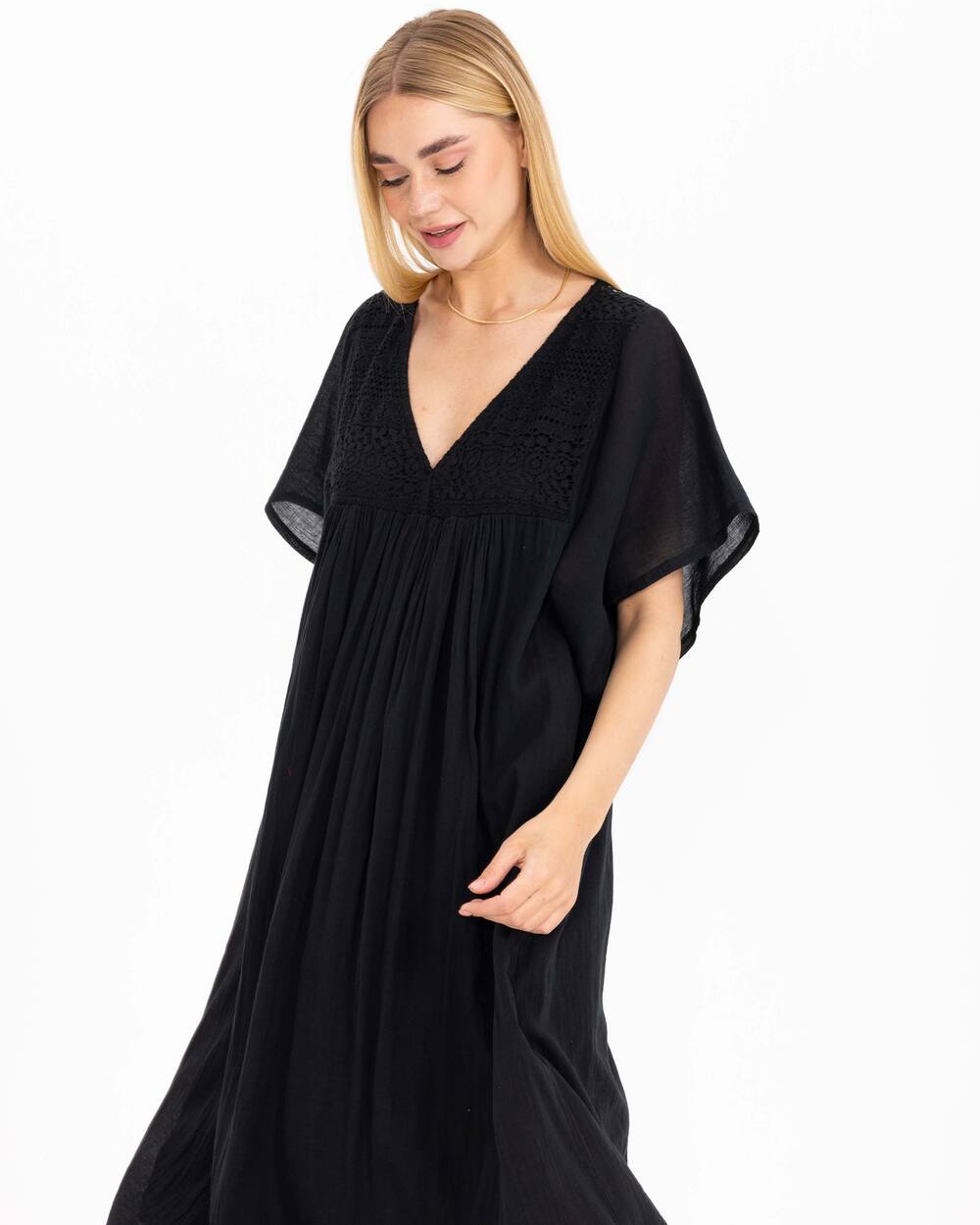  Lace Detailed V-Neck Maxi Length Dress