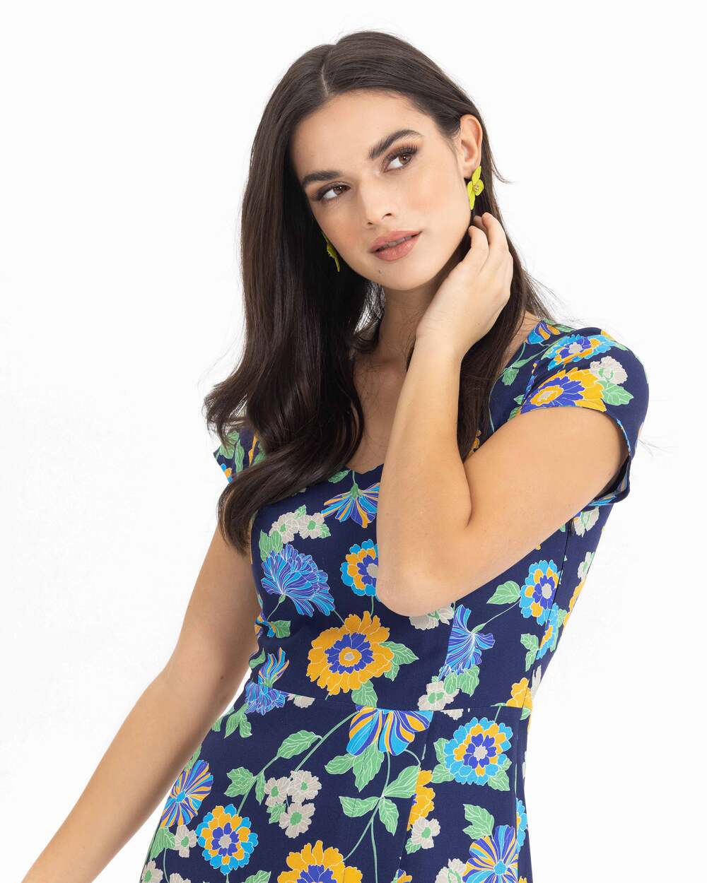 Çiçek Desenli Midi Boy Elbise