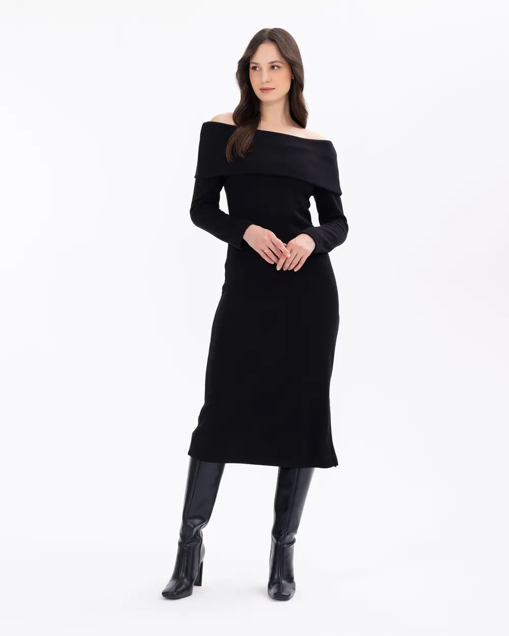 Devrik Yakalı Dar Form Midi Boy Elbise