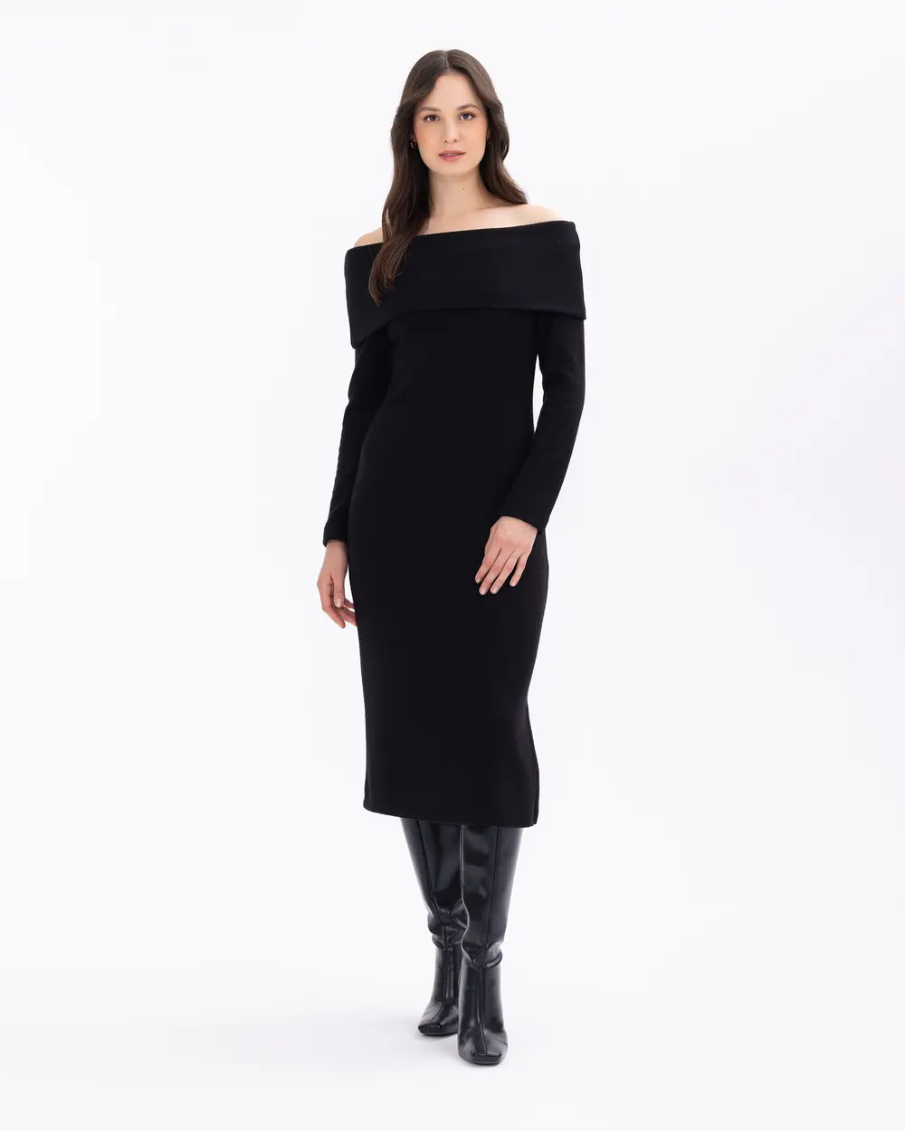 Devrik Yakalı Dar Form Midi Boy Elbise