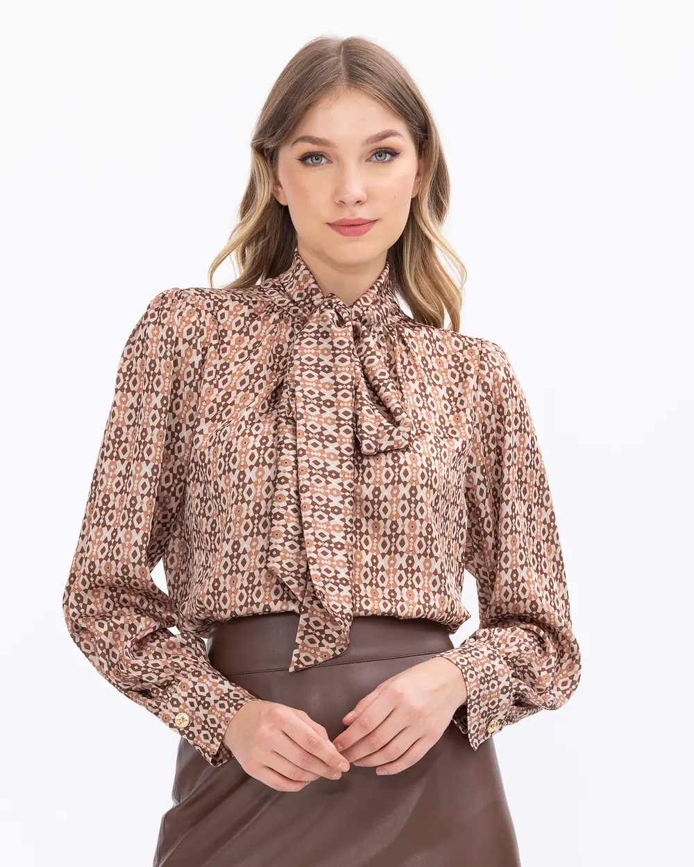 新品Scarf-Collar Blouse herlipto ファッション