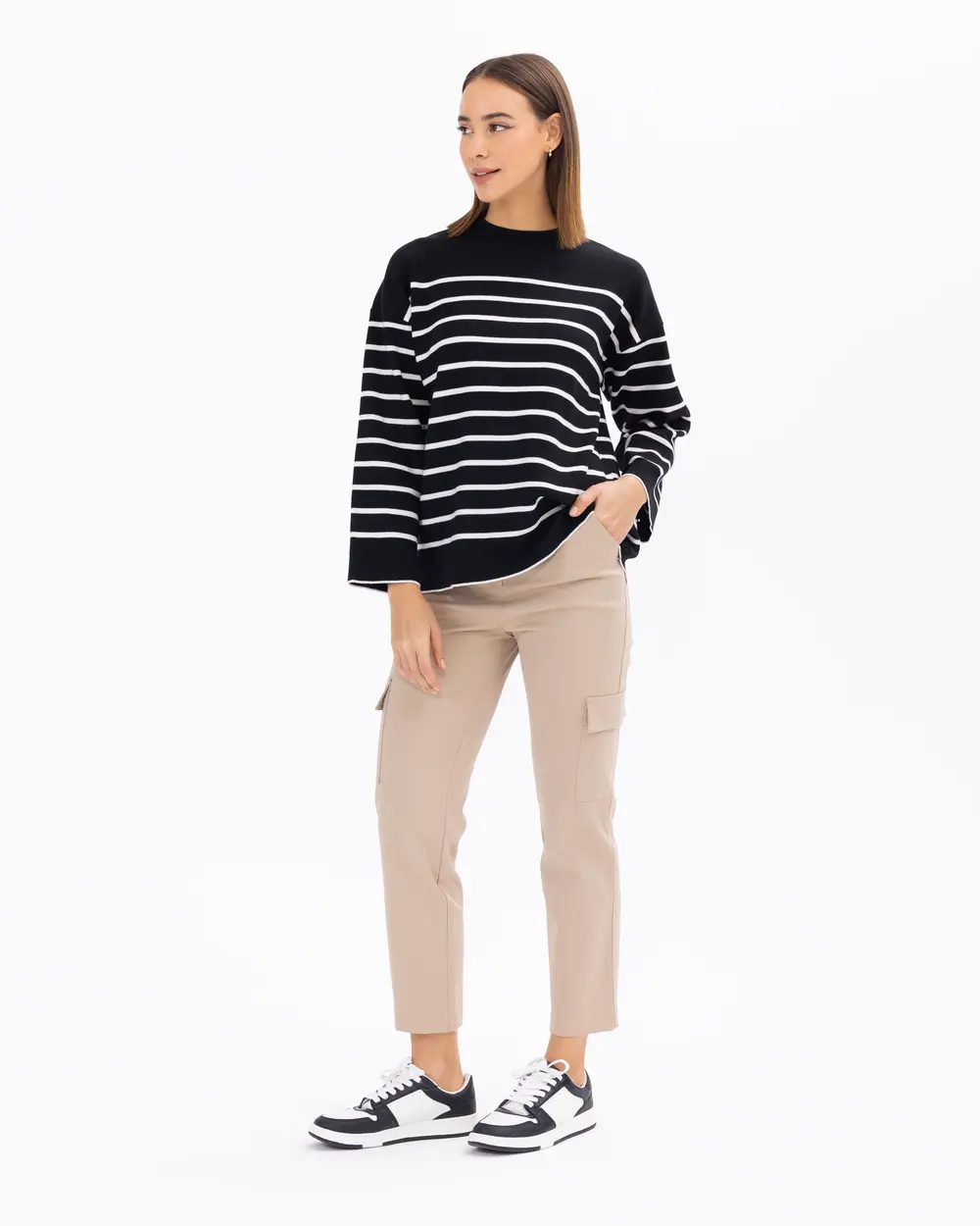 Striped Round Neck Knit Blouse