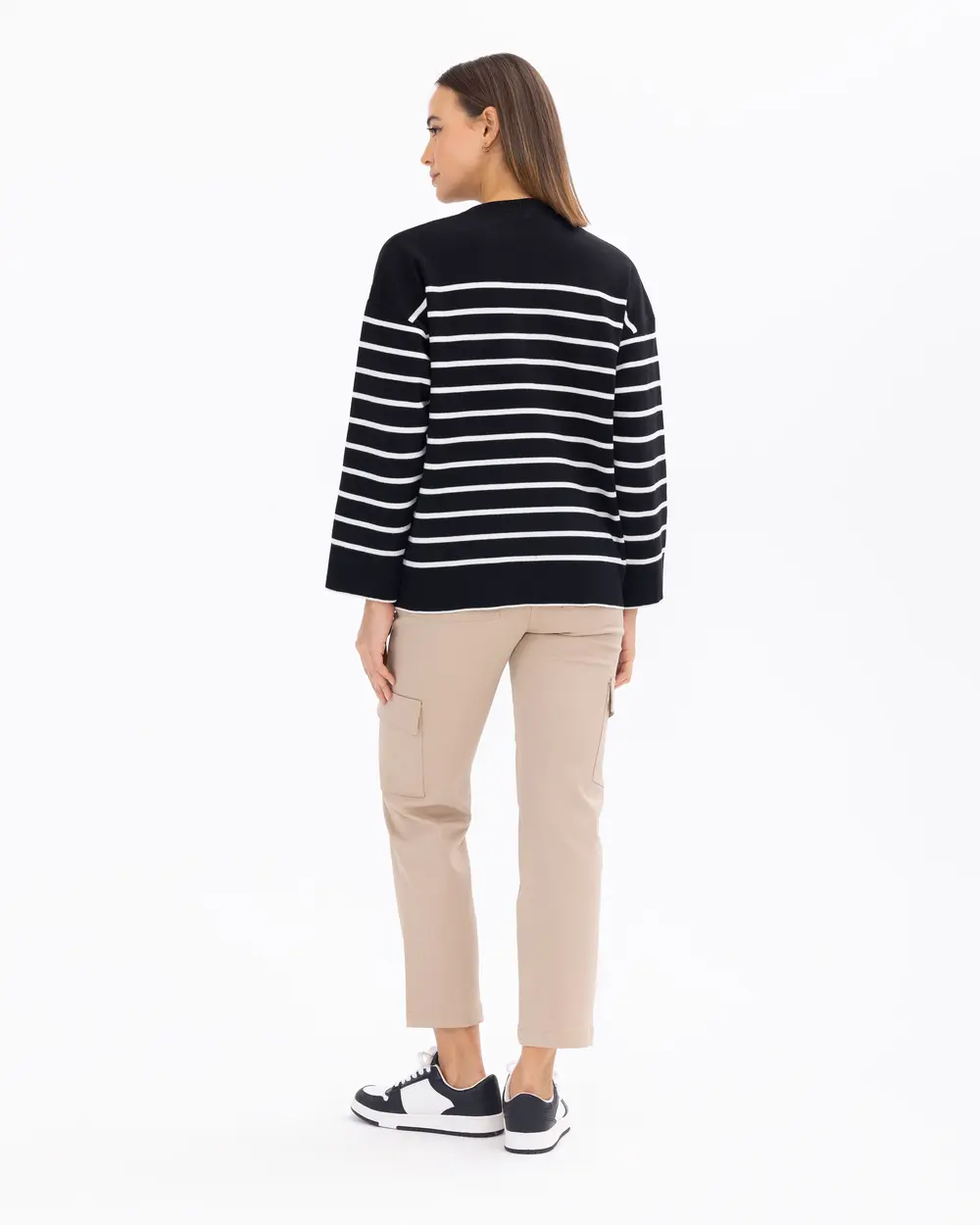 Striped Round Neck Knit Blouse