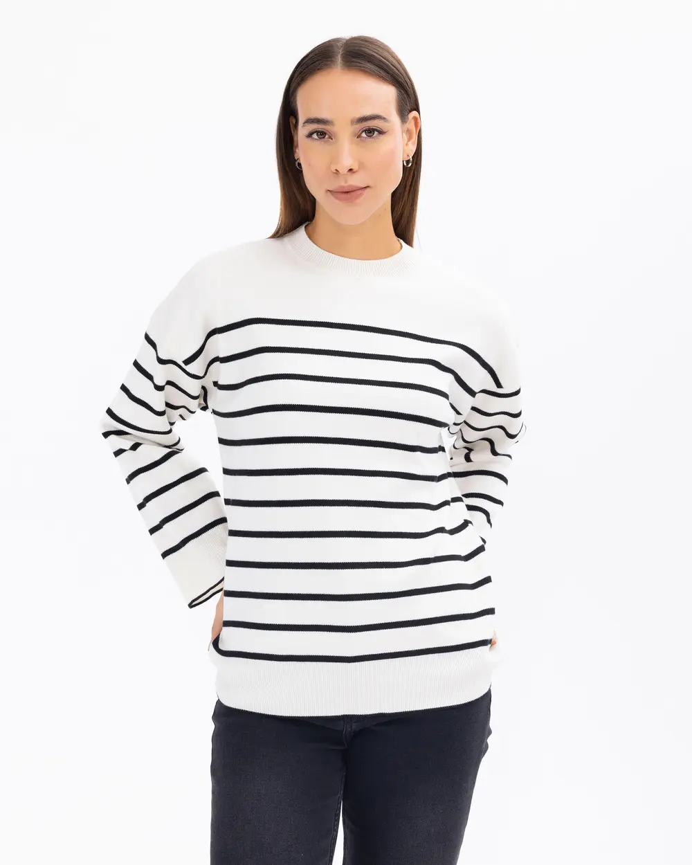 Striped Round Neck Knit Blouse