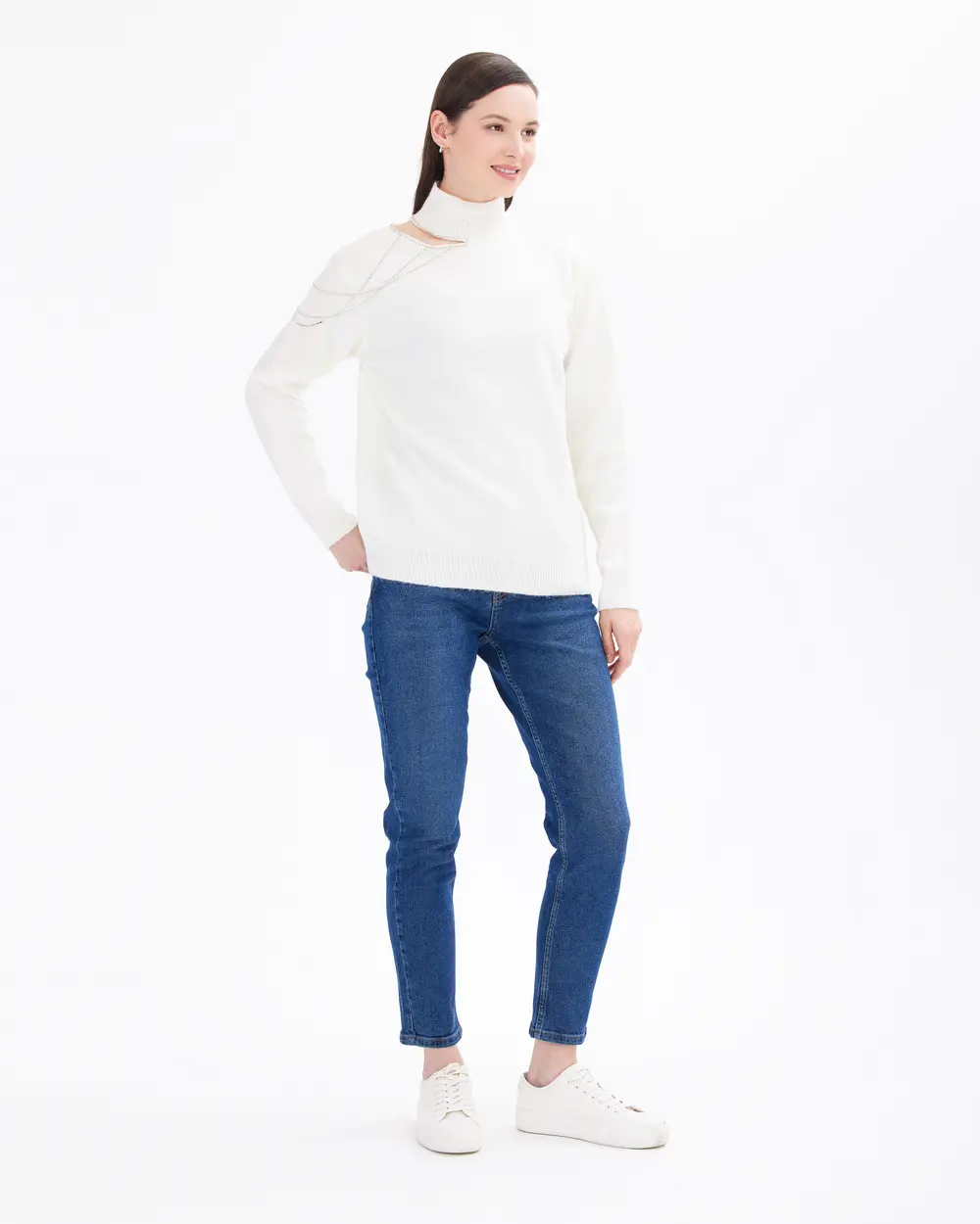 Pencere Detaylı Taşlı Dik Yakalı Triko