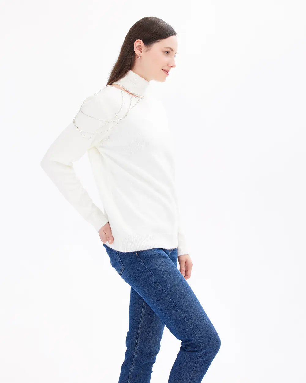 Pencere Detaylı Taşlı Dik Yakalı Triko