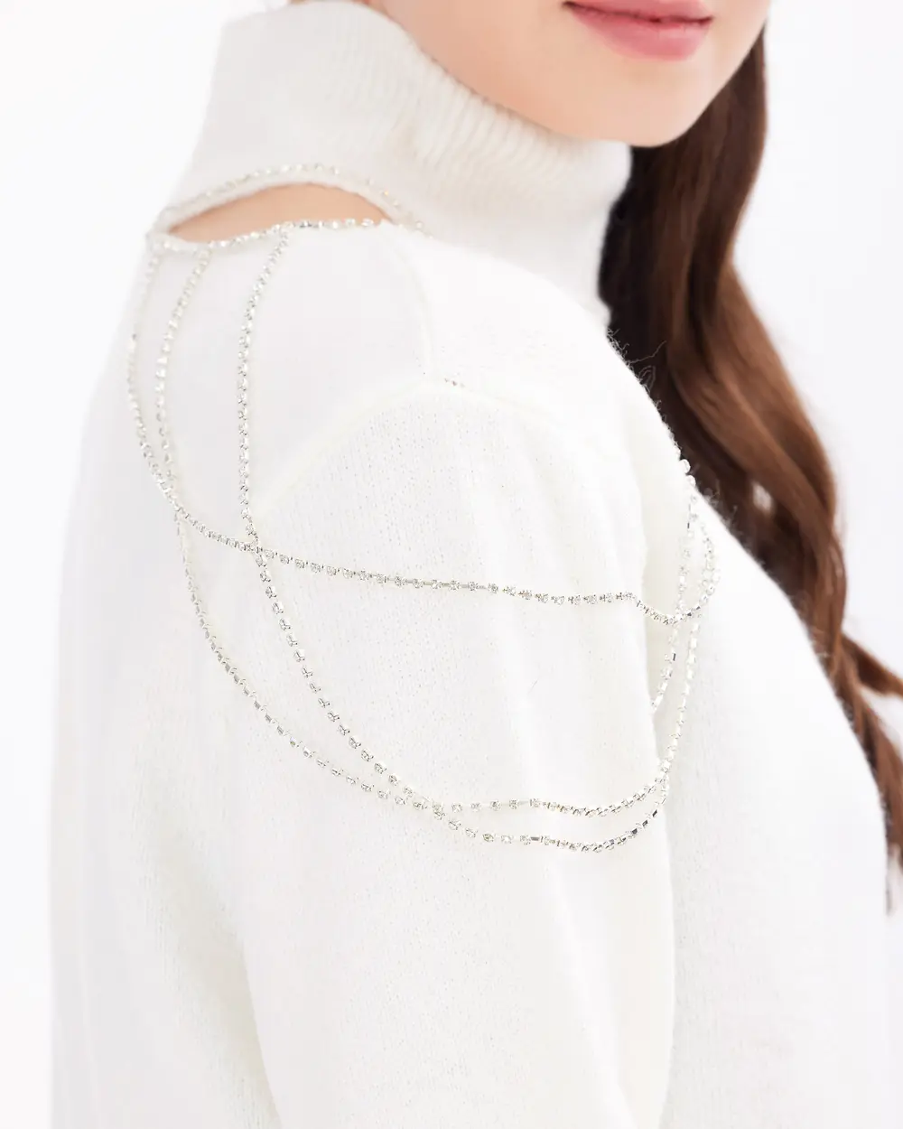 Pencere Detaylı Taşlı Dik Yakalı Triko