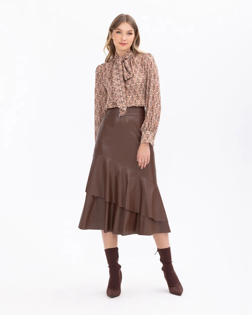 Volanlı Midi Boy Suni Deri Etek