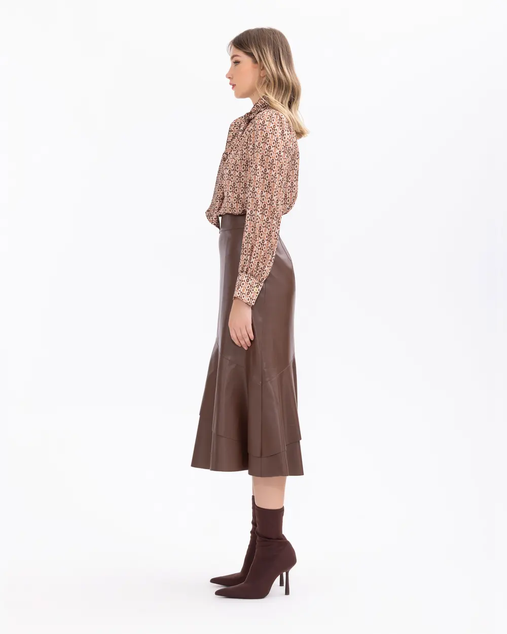 Volanlı Midi Boy Suni Deri Etek