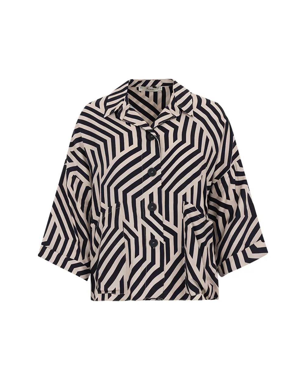 Desenli Düğme Detaylı Gömlek