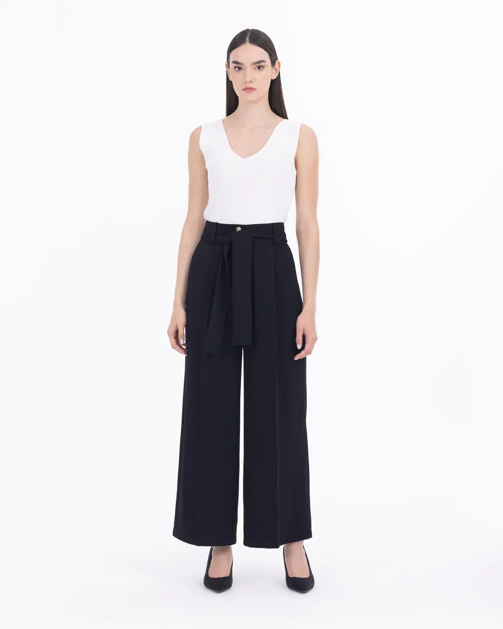 Belted Wide Cut Ankle Length Trousers