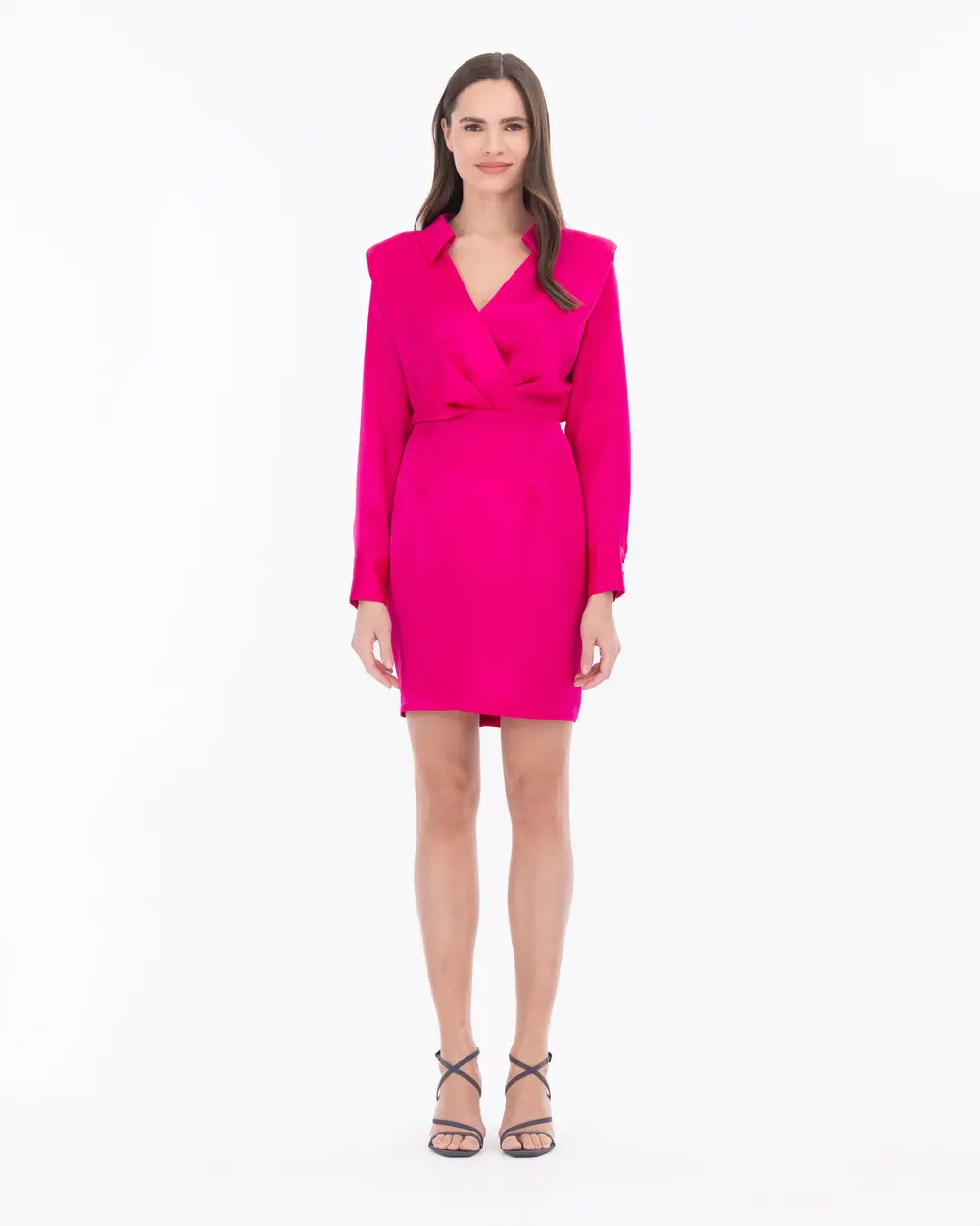 Vatkalı Kruvaze Yaka Saten Dokuma Elbise