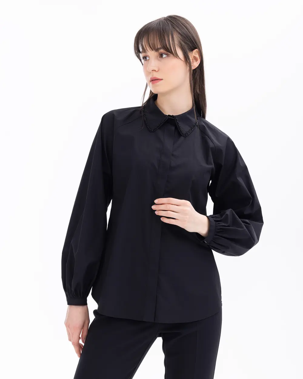 Long Sleeve Shirt with Stone Collar