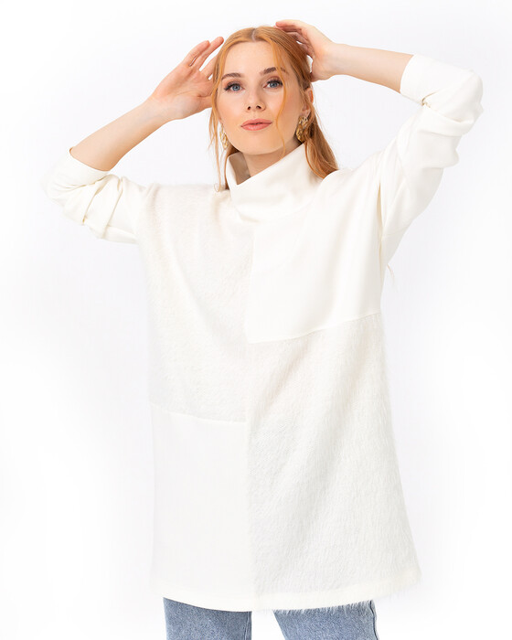 SCL FUR DETAILED SWAN NECK SWEATSHIRT