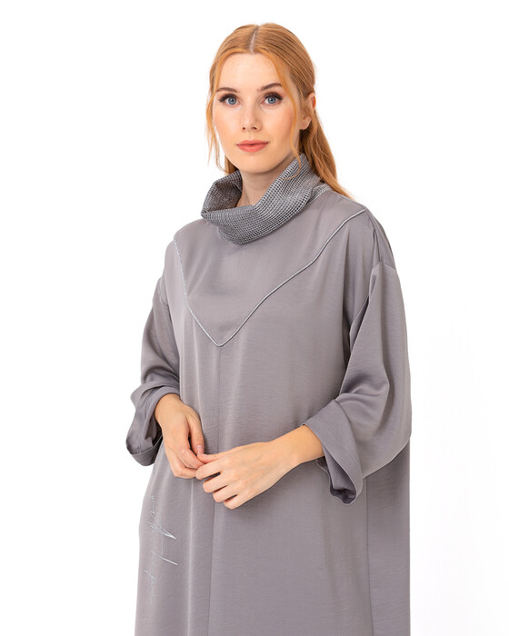 Dik Yakalı Parlak Tunik