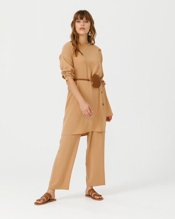 TUNIC WITH BELT WALLET