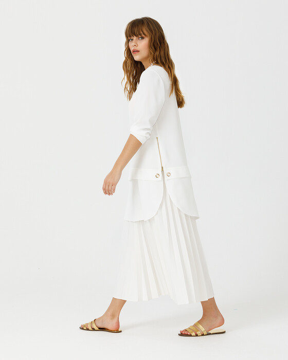 Kuş Gözü Detaylı Yuvarlak Yakalı Tunik