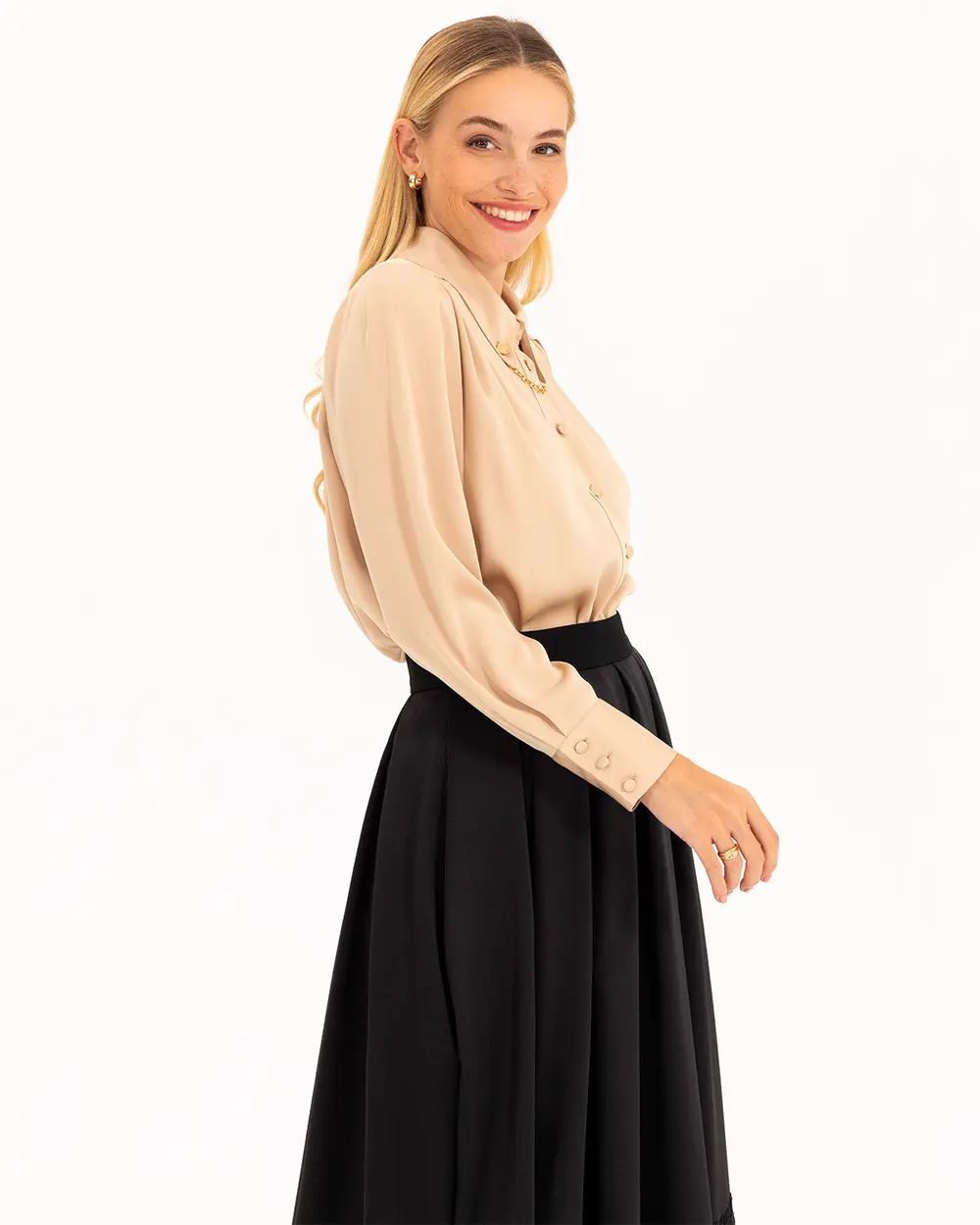 Zincir Detaylı Pileli Gömlek