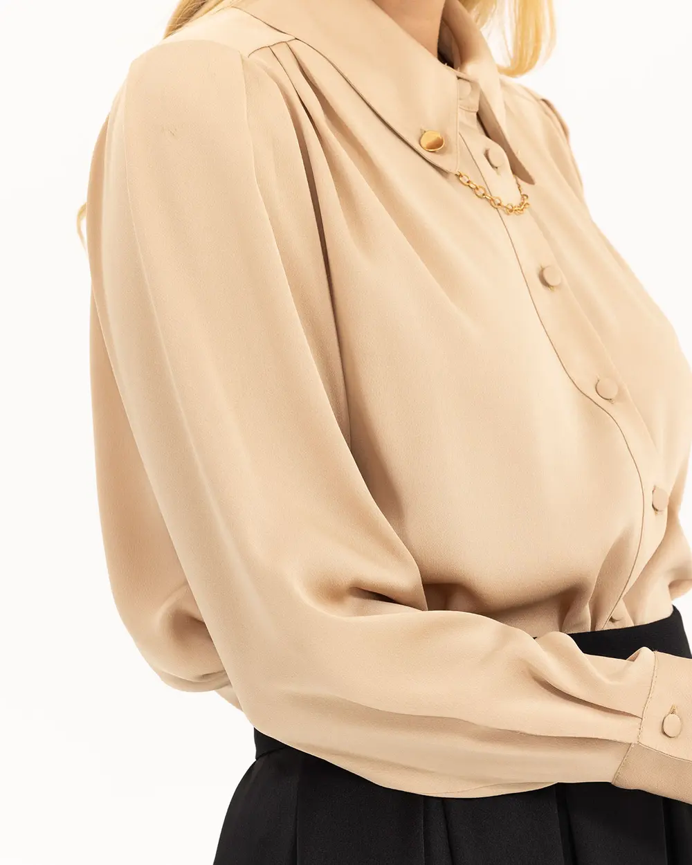 Zincir Detaylı Pileli Gömlek