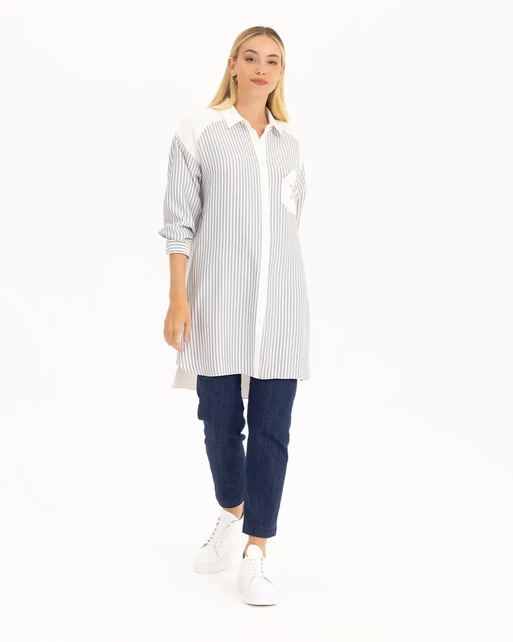  Line Patterned Front Buttoned Tunic