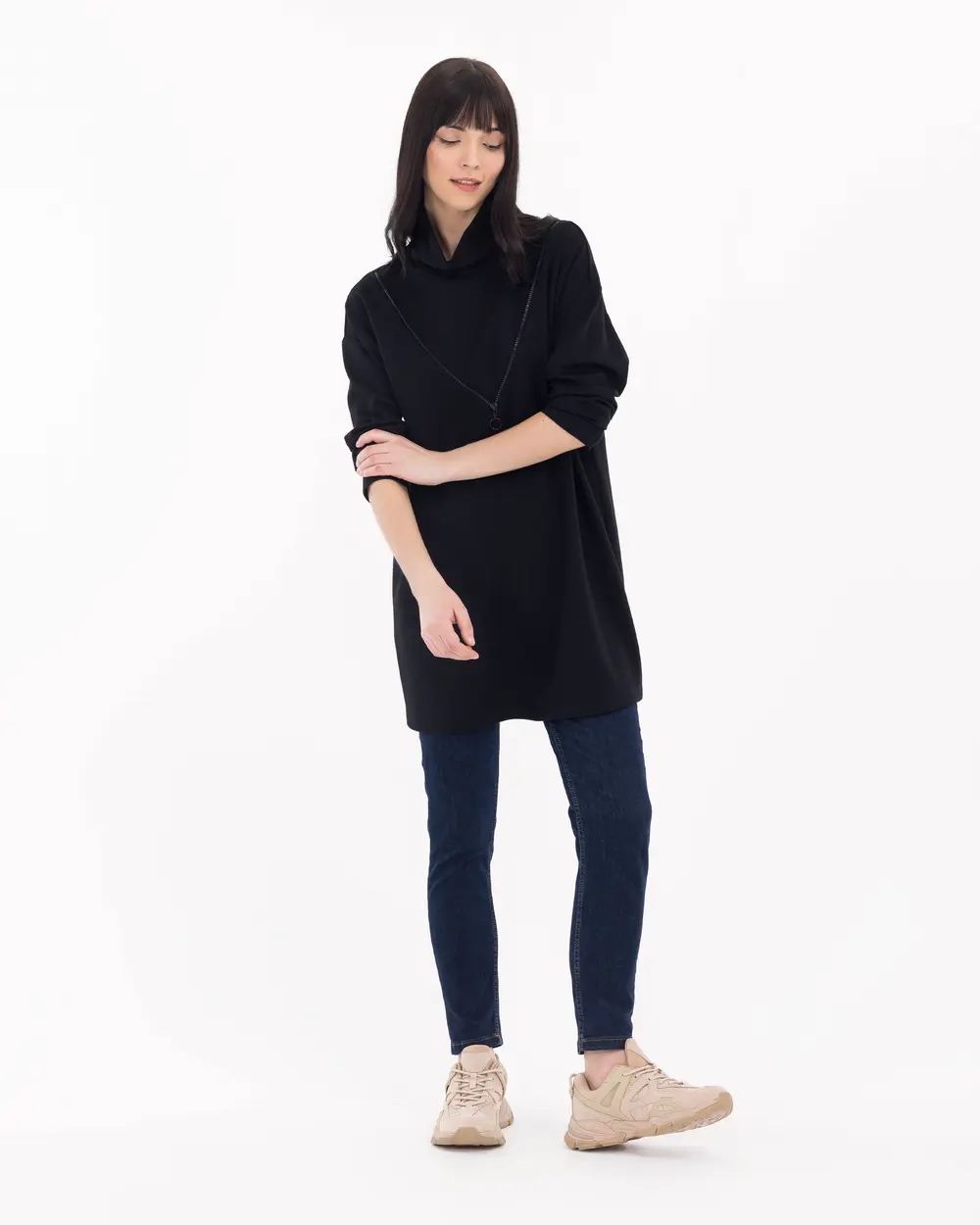 Plunging Collar Zipper Detailed Tunic