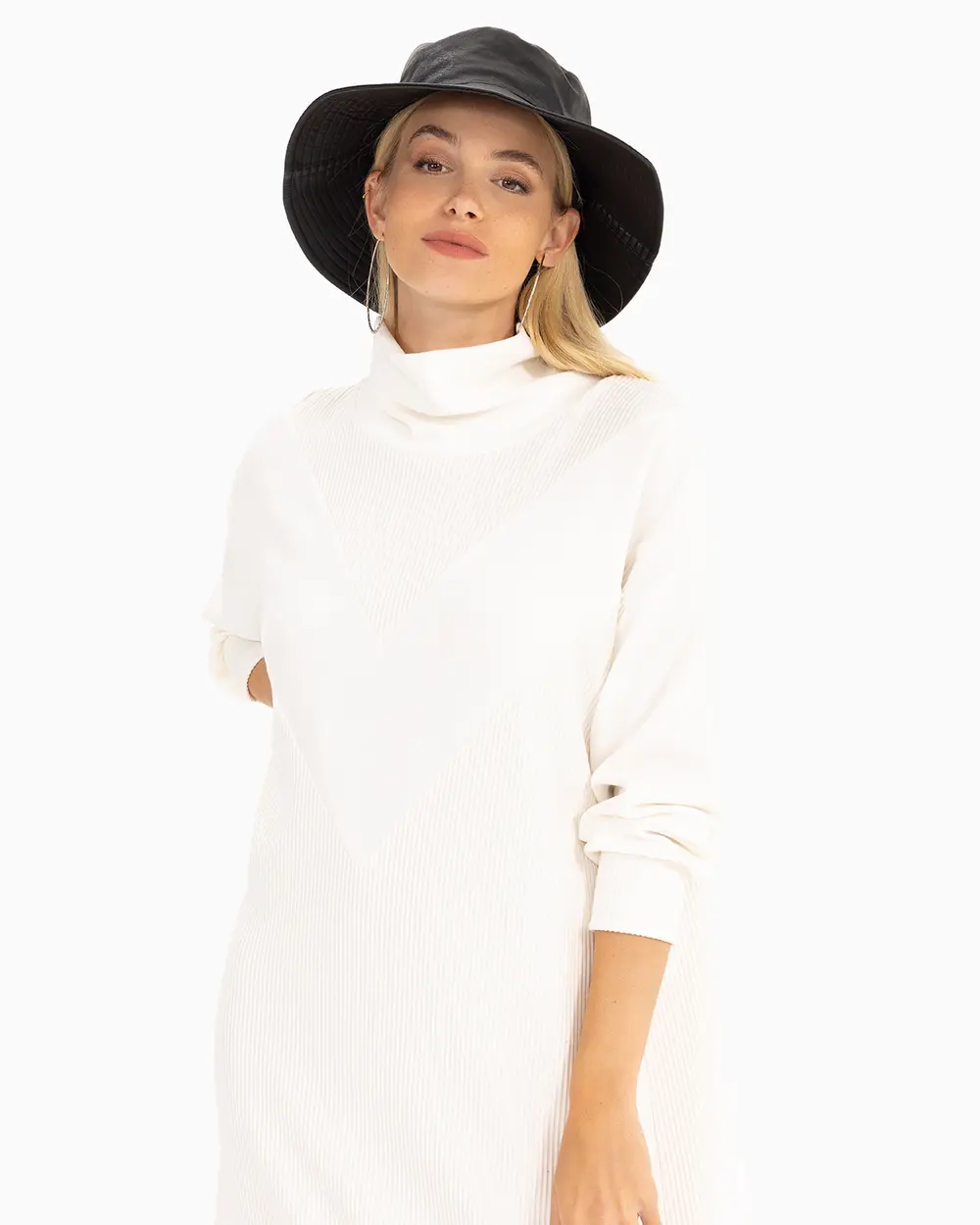 Degaje Yaka Düşük Kol Tunik