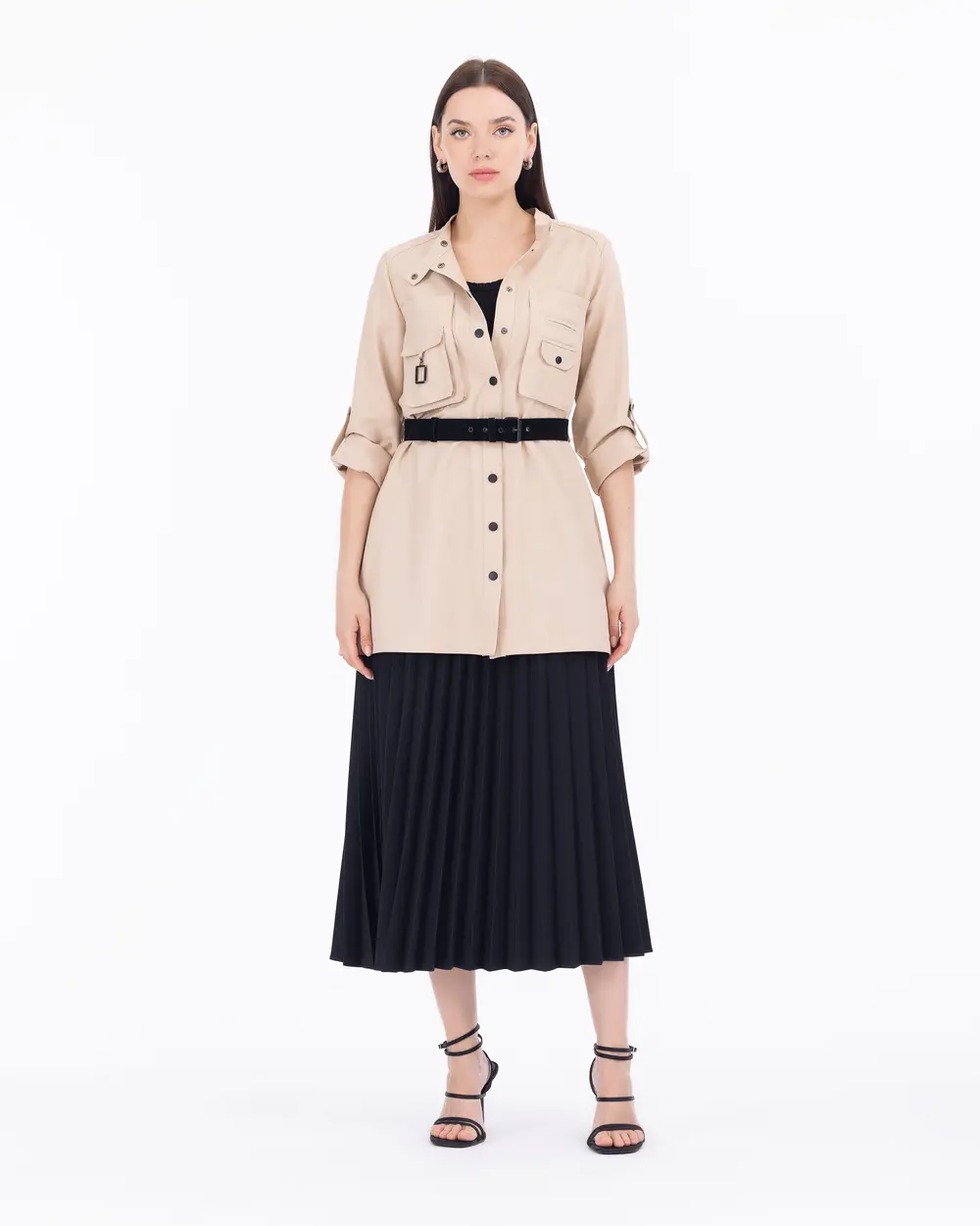 Zımba Detaylı Yuvarlak Yaka Ceket