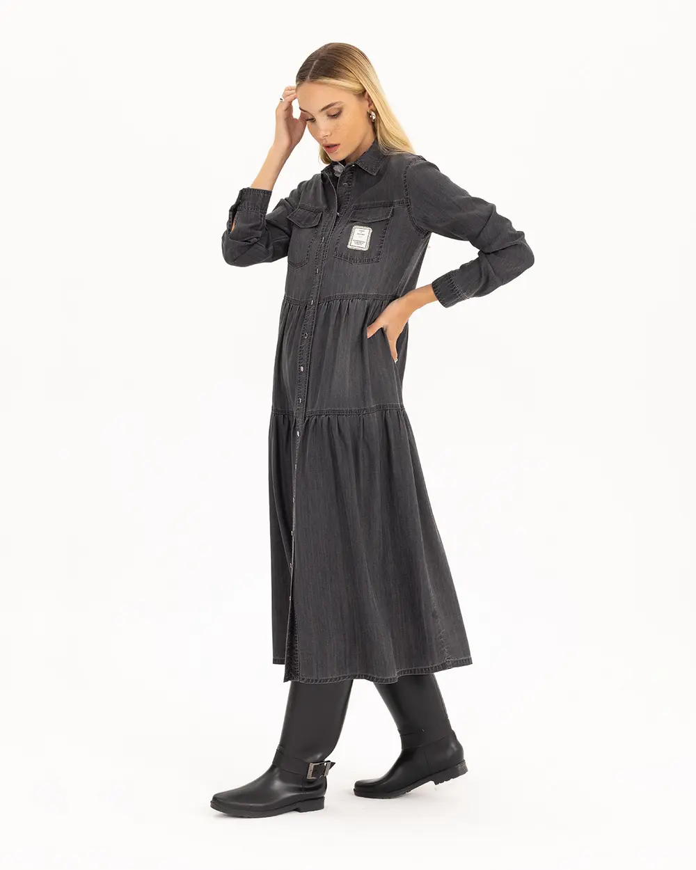 Çıtçıt Düğmeli Arma Detaylı Jean Elbise