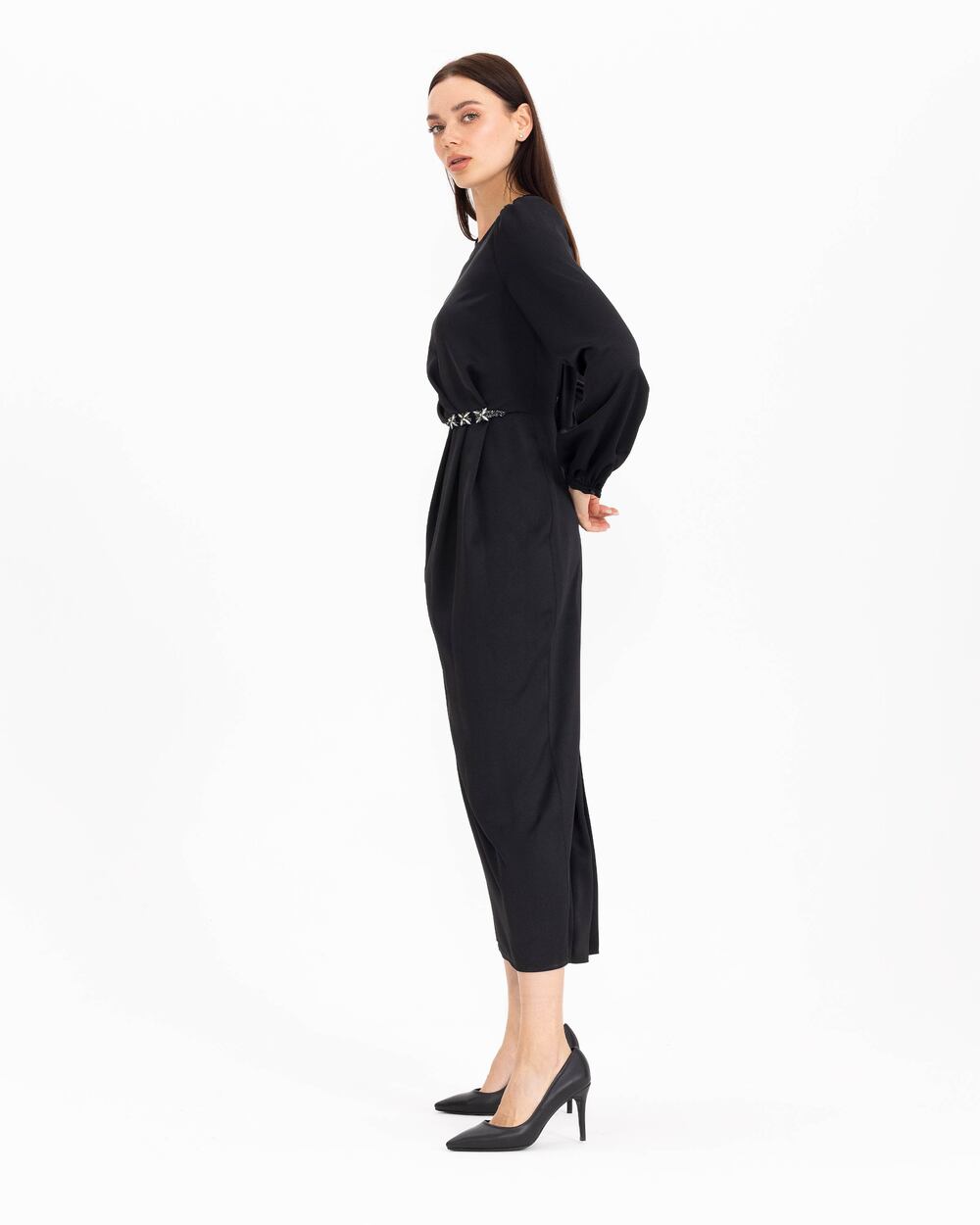 Taş İşlemeli Saten Görünümlü Uzun Boy Elbise