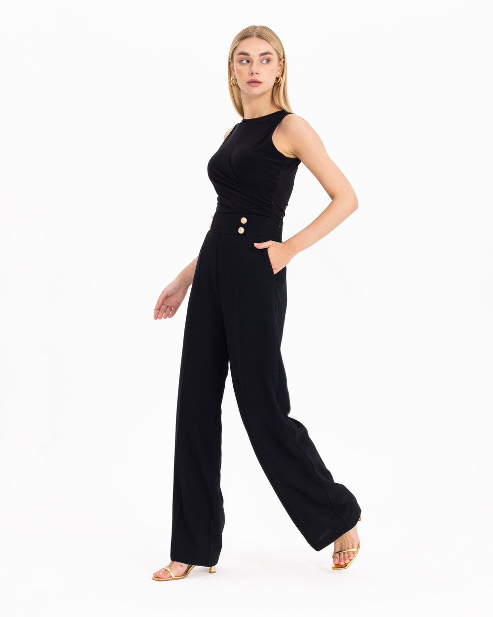  Button Detailed Wide Leg Trousers