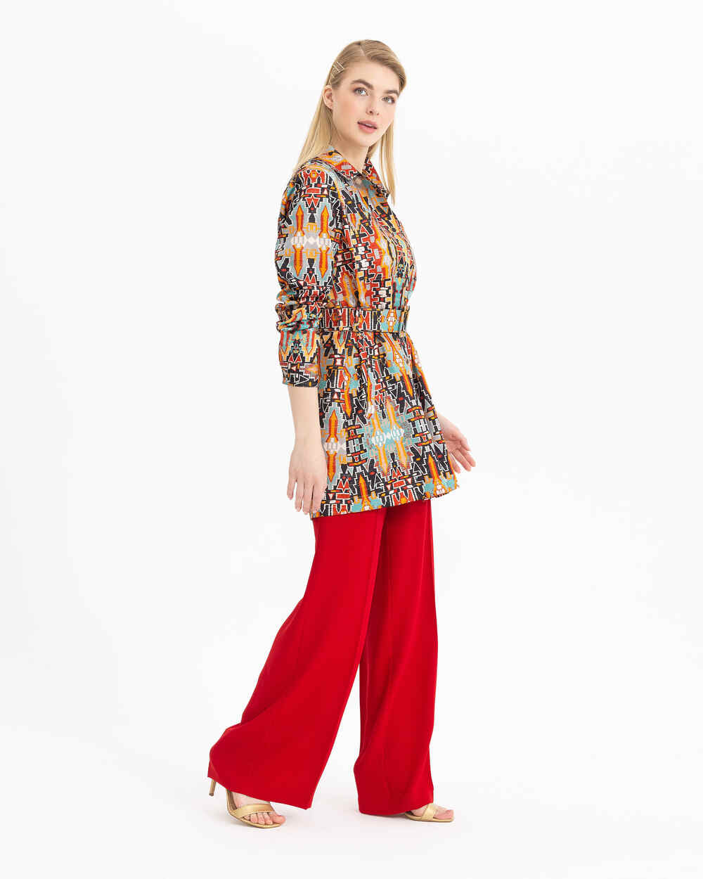  Button Detailed Wide Leg Trousers
