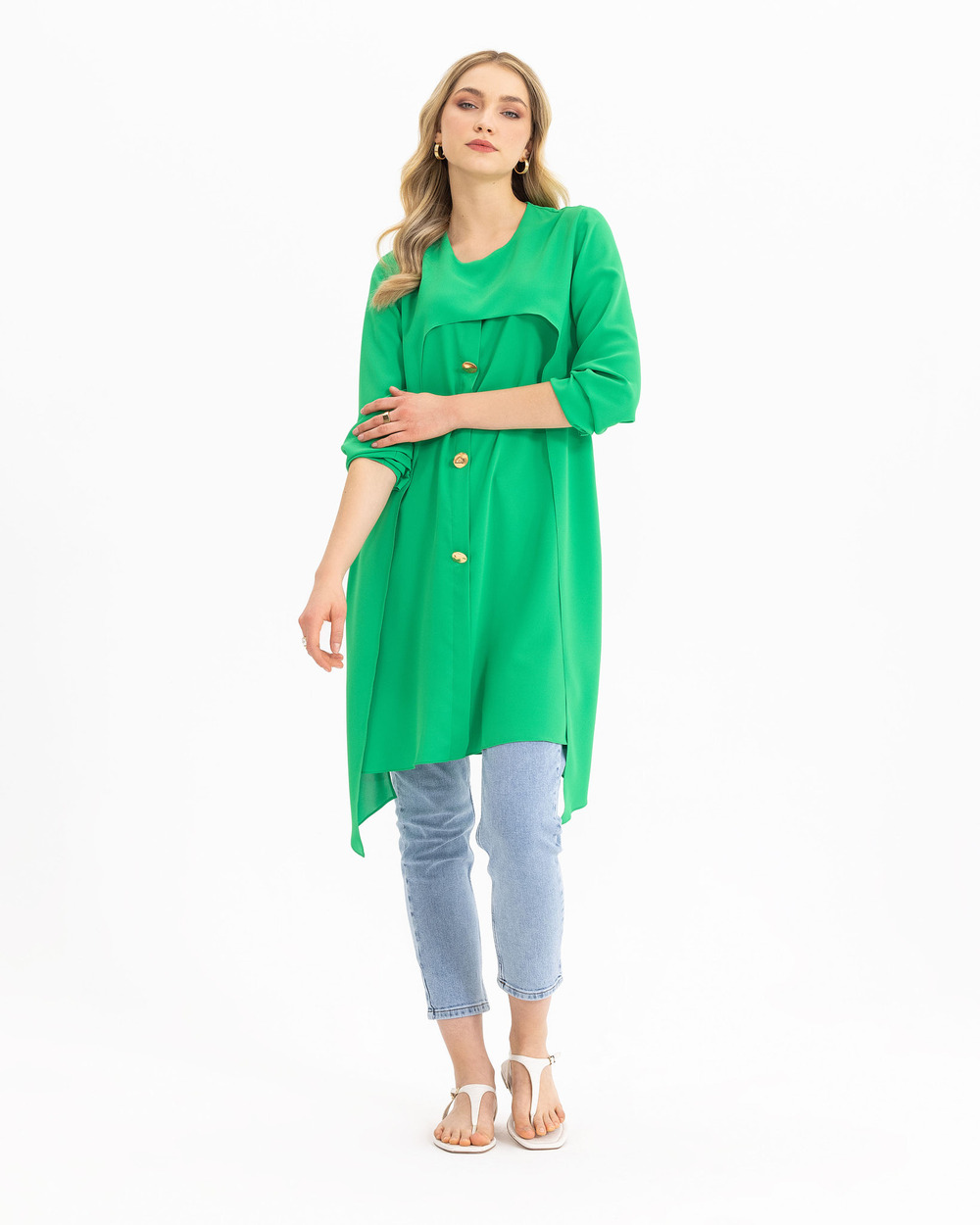  Button Detailed Round Neck Tunic