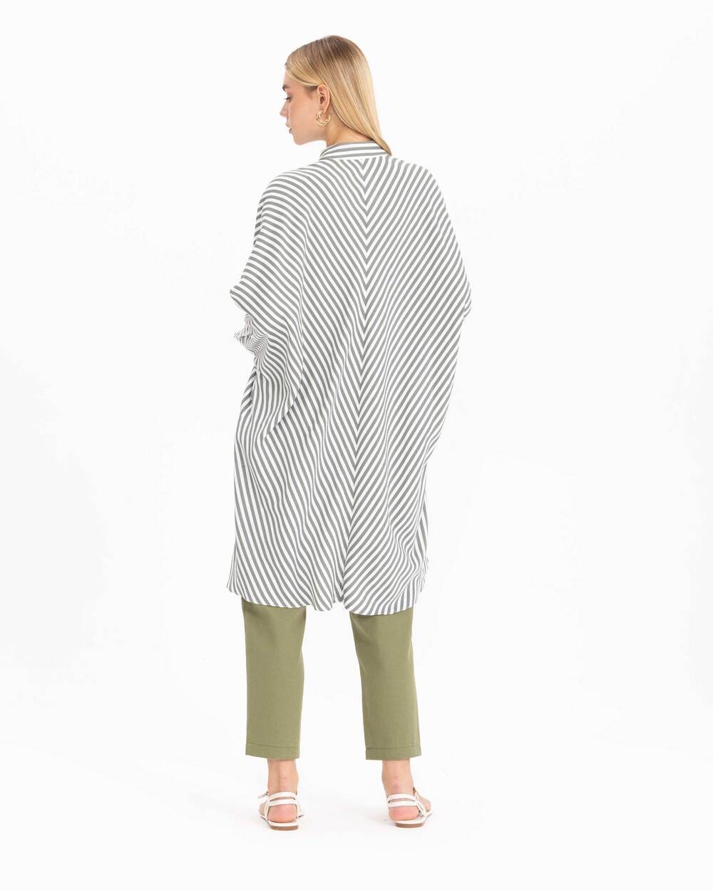 Nakış Detaylı Çizgili Tunik