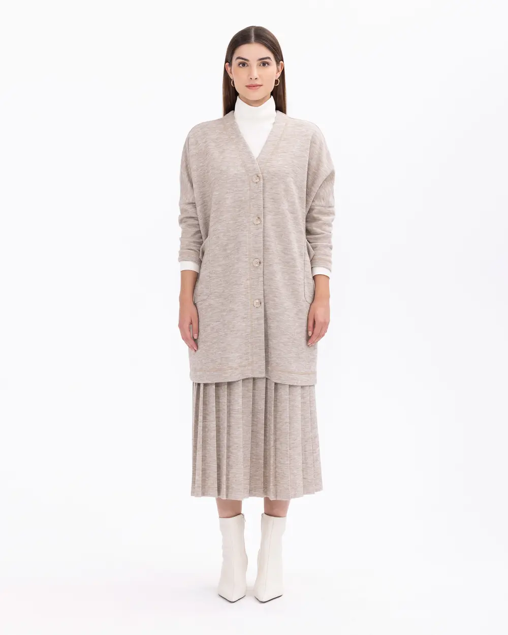 Geniş Kesim Cepli Örme Hırka