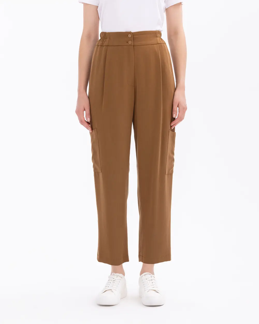 Cep Detaylı Elastik Bel Rahat Kesim Pantolon