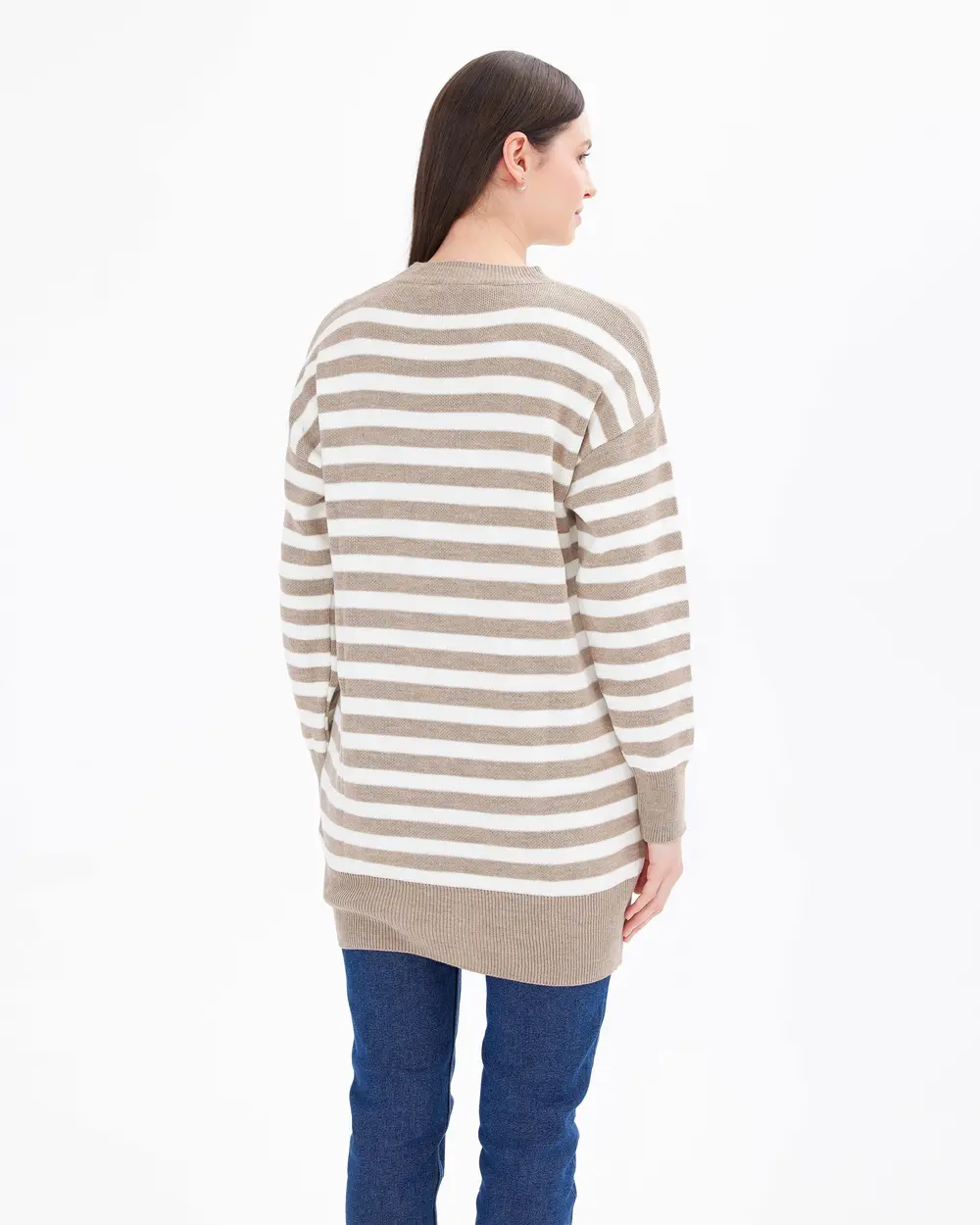 Çizgili Yuvarlak Yakalı Triko Kazak
