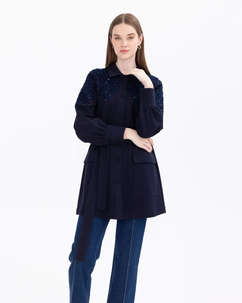 Nakış İşlemeli Kemerli Örme Kumaş Ceket