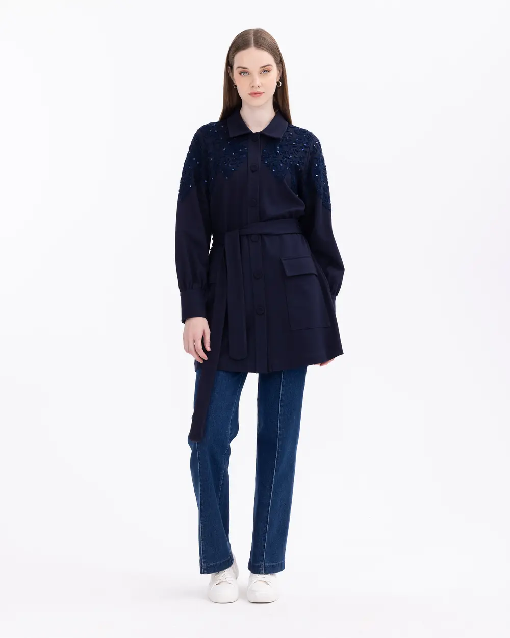 Nakış İşlemeli Kemerli Örme Kumaş Ceket