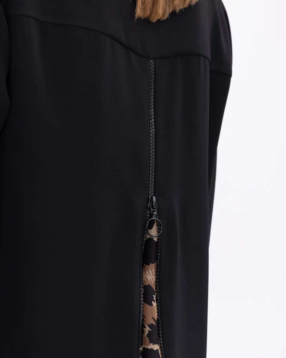 Leopar Desen Detaylı Önden Düğmeli Tunik