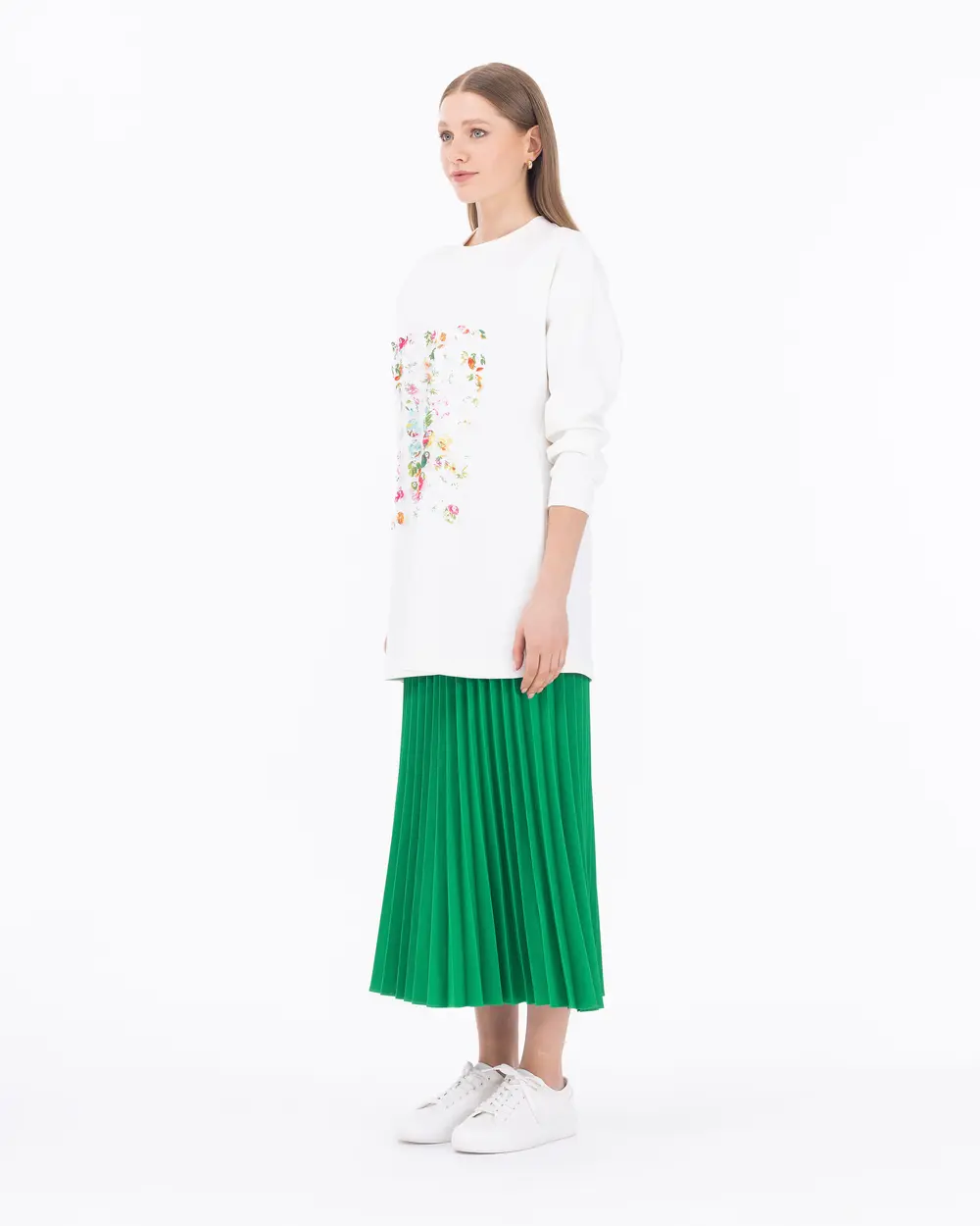 Örme Kumaş Nakış Detaylı Sweatshirt